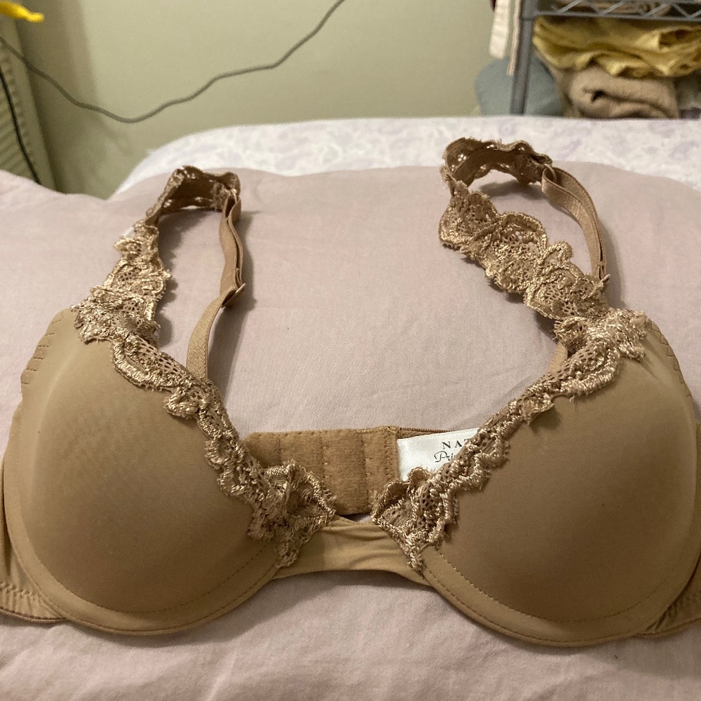 New without tags, natori private luxuries 32 a lined Demi bra